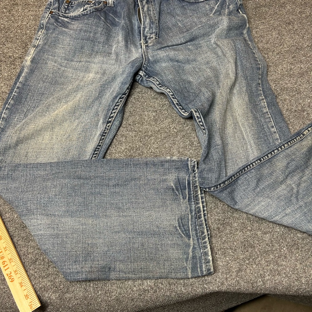 Classic Blue Denim Jeans fly paper boot cut